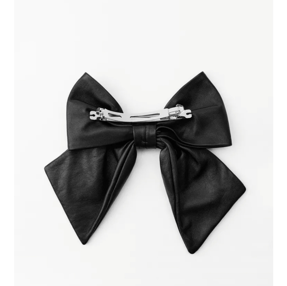 LEATHER BOW SHEEPSKIN CLIP - Picture 4 of 6